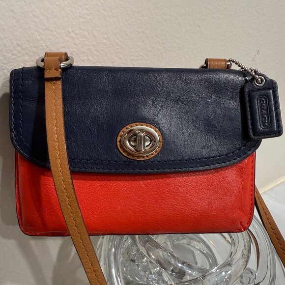 Coach Park Dylan Colorblock Wallet Crossbody Navy/Vermillion/Tan Leather Bag - Picture 1 of 9